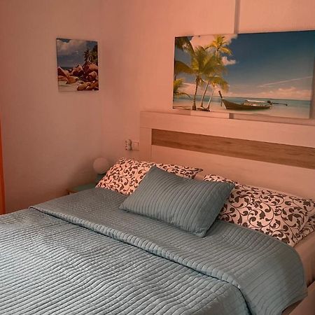 Isla Verde Apartment تورّيفيِخا المظهر الخارجي الصورة