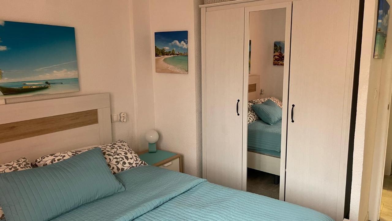 Isla Verde Apartment تورّيفيِخا المظهر الخارجي الصورة