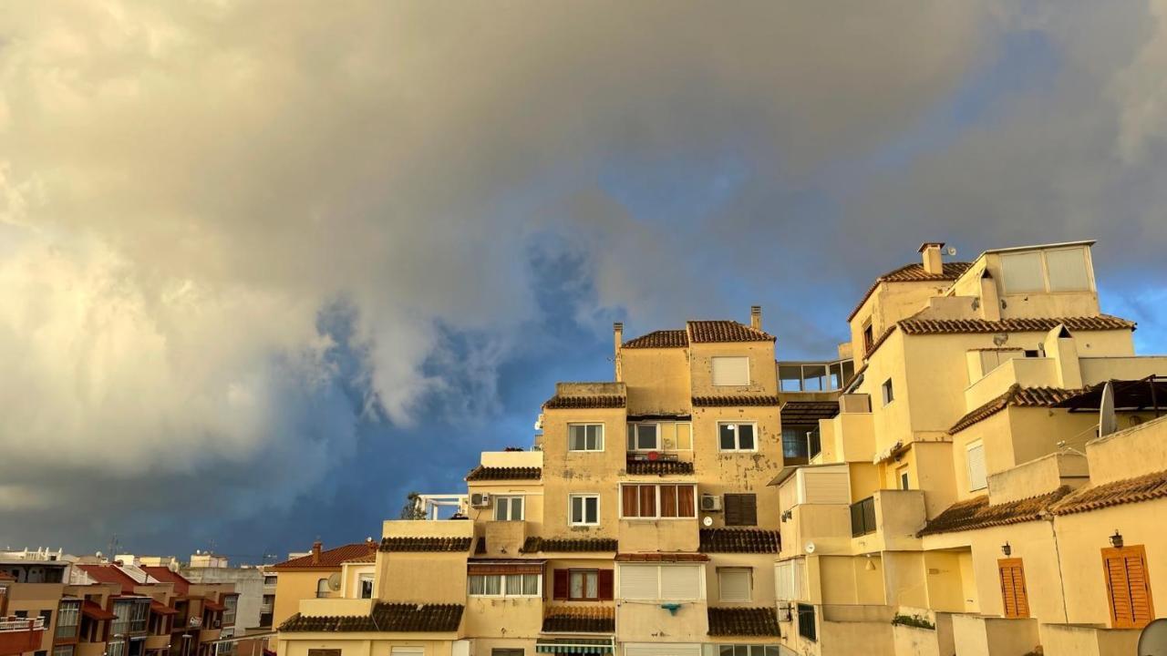 Isla Verde Apartment تورّيفيِخا المظهر الخارجي الصورة