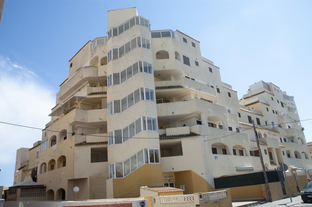 Isla Verde Apartment تورّيفيِخا المظهر الخارجي الصورة