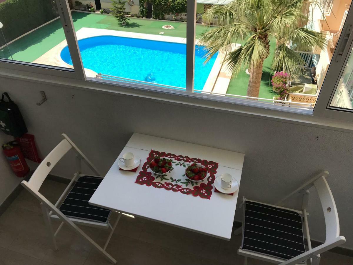 Isla Verde Apartment تورّيفيِخا المظهر الخارجي الصورة