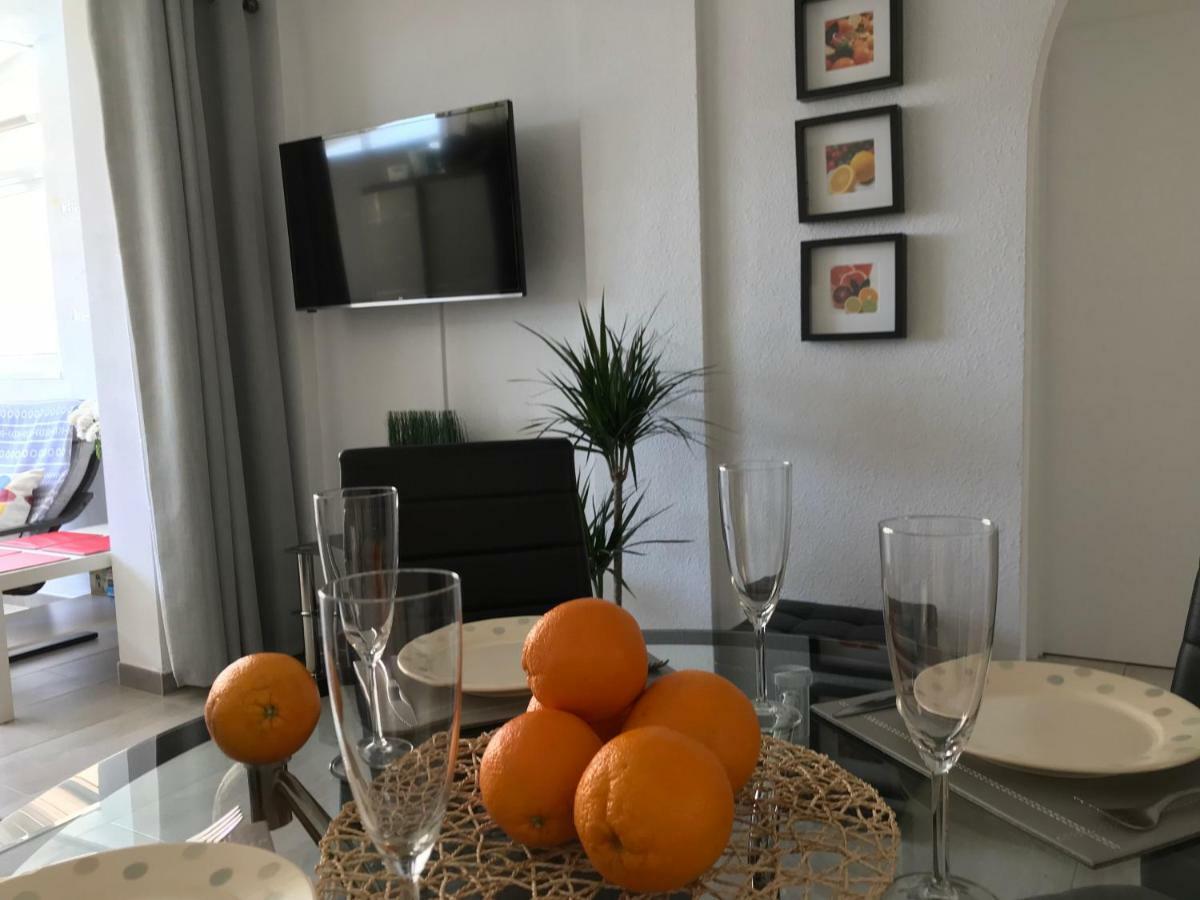 Isla Verde Apartment تورّيفيِخا المظهر الخارجي الصورة